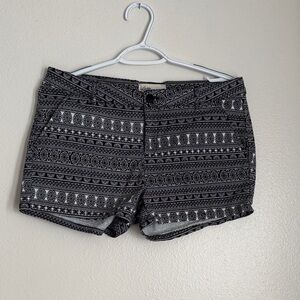Black and White Patterned Women Shorts